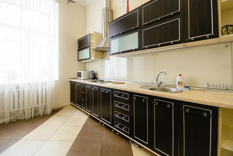 Comfortable Apartment On Mikhaylovskiy Lane Киев Екстериор снимка